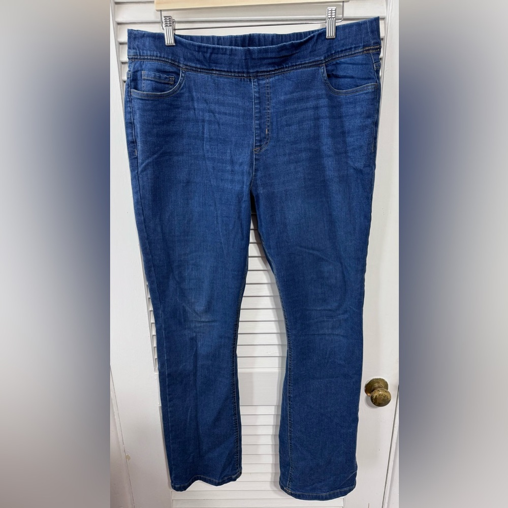 18W Denim & Co. Cozy Touch Regular Lightly BootcutJeans